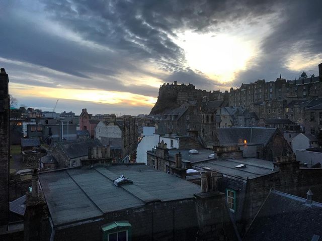 #edinburgh #sunset #castle